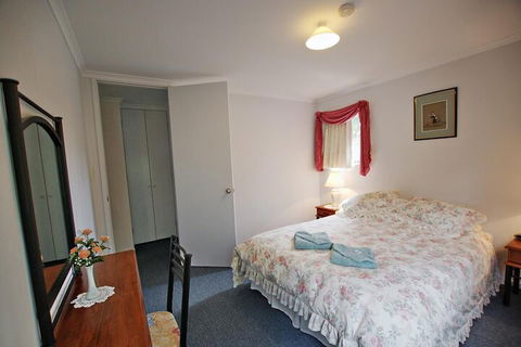 Serenity Grove - Getaway Accommodation 6