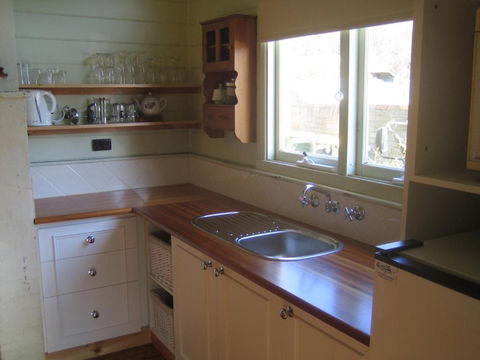 Benambra Bed & Breakfast - Getaway Accommodation 3