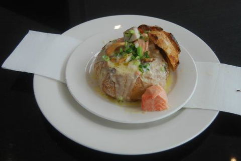 Q Seafood Provedore - Getaway Accommodation 0