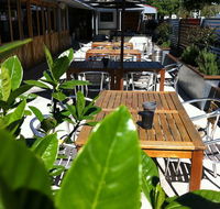The Northo - North Eastern Hotel - Getaway Accommodation