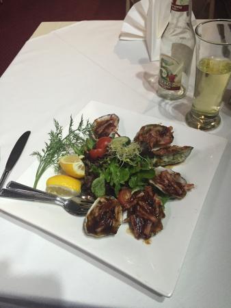 Johno Madden Bar And Grill - Getaway Accommodation 0