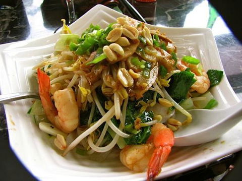 Lucy's Homemade Rice Noodle House - Getaway Accommodation 0
