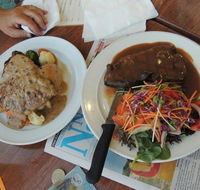 ShoalHaven Heads Bowling and Recreation Centre's Bistro - Getaway Accommodation
