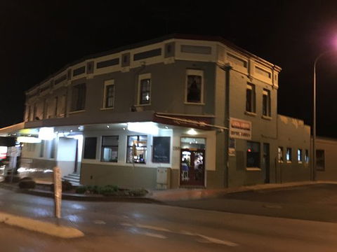 Commercial Hotel Motel Lithgow - Getaway Accommodation 0