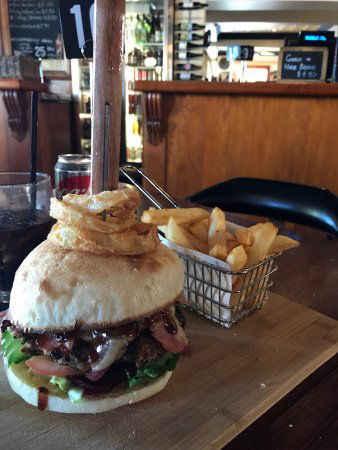Vandenburg Hotel Restaurant - Getaway Accommodation 0