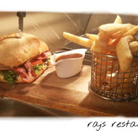 Raj's restaurant - Getaway Accommodation