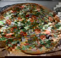 Sabatino Woodfired Pizzeria - Getaway Accommodation