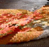 Pizza Hut - Coopers Plains - Getaway Accommodation