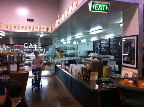Belmondos Fresh Food Market - Getaway Accommodation 0