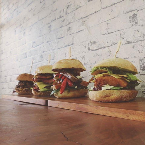 Rocco's Burger Cafe - Getaway Accommodation 0