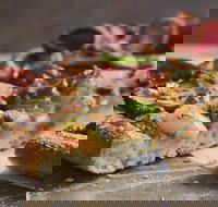 Domino's - Kelmscott - Getaway Accommodation