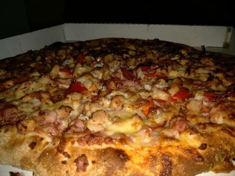 Drooley's Pizza Lounge - Getaway Accommodation 0