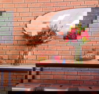 Caf  Crossways - Getaway Accommodation