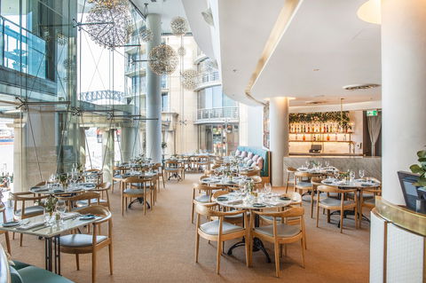 Q Dining - Getaway Accommodation 0