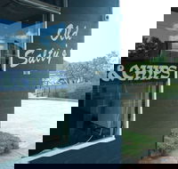 Old Salty's Seafood - Getaway Accommodation