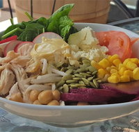 Esther Cafe - Getaway Accommodation