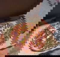 Best In The West Pizza - Getaway Accommodation