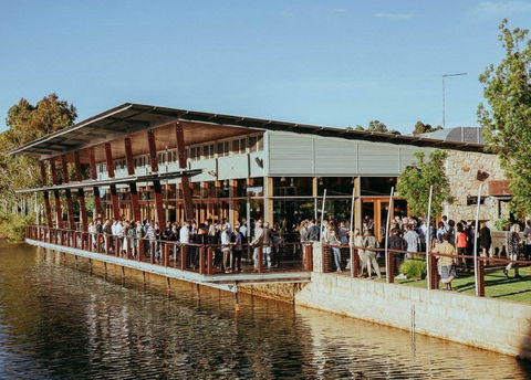 Black Brewing Co - Getaway Accommodation 0