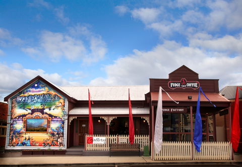 Fudge N Good Coffee - Getaway Accommodation 0
