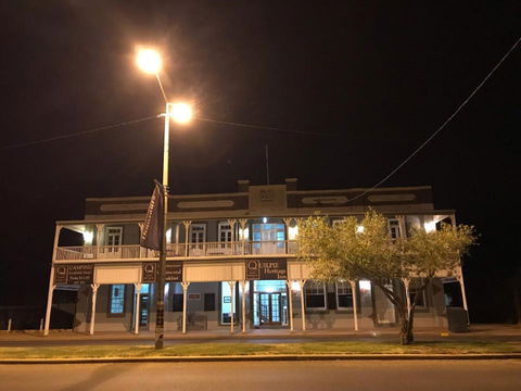 Quilpie Heritage Inn - Getaway Accommodation 0