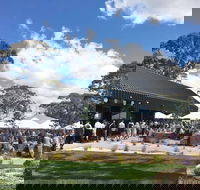 LOT.100 The Grocer - Getaway Accommodation