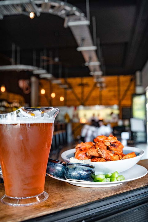 Hitching Post Bar + Grill - Getaway Accommodation 0