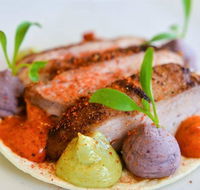 Linq Bar Restaurant - Getaway Accommodation