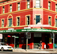 The Coach  Horses Hotel - Getaway Accommodation