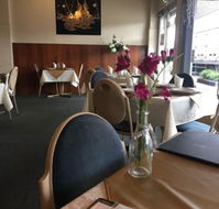 Unanderra Thai Restaurant - Getaway Accommodation