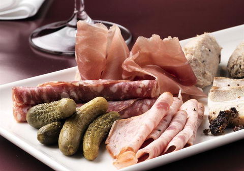 A La Bouffe Bar & Bistro - Getaway Accommodation 22