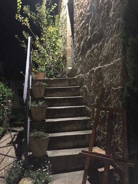 Red Feather Inn - Getaway Accommodation 1
