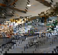 Holy Cow Cafe - Getaway Accommodation