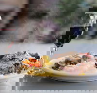 St. Helens R.S.L. Ex-Servicemen's  Citizens Club - Getaway Accommodation