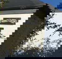 The Grove - Getaway Accommodation