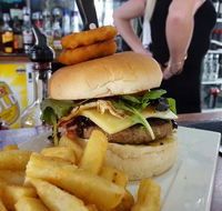 Burlington Hotel Bunbury - Getaway Accommodation