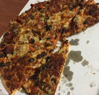 Joe's Pizza House - Getaway Accommodation