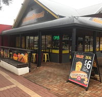 Chicken Treat - Getaway Accommodation