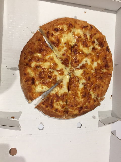 Drooley's Pizza Lounge - Getaway Accommodation 6
