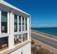 Marino Rocks Cafe Restaurant - Getaway Accommodation