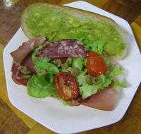 Oliveri's Continental Deli - Getaway Accommodation