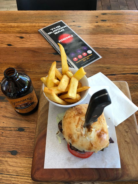 The Burger Bar - Getaway Accommodation 1