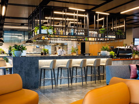 Novotel Brisbane South Bank Hotel - Getaway Accommodation 12