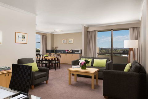 The Miller Hotel - Getaway Accommodation 11