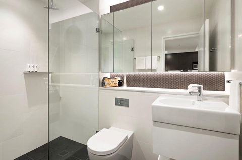 Quest North Sydney - Getaway Accommodation 1