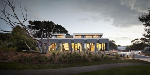 Quarters At Flinders Hotel - Getaway Accommodation 9