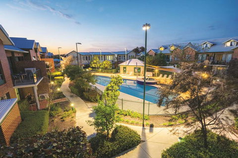 Perth Ascot Central Apartment Hotel - Getaway Accommodation 3