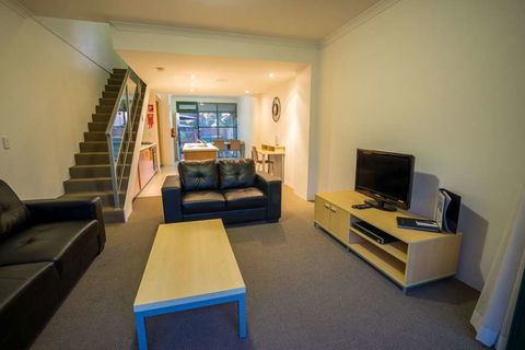 Perth Ascot Central Apartment Hotel - Getaway Accommodation 8