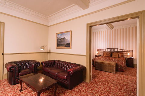 Hadley's Orient Hotel - Getaway Accommodation 7
