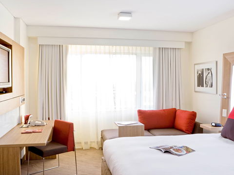 Novotel Sydney Olympic Park - Getaway Accommodation 4