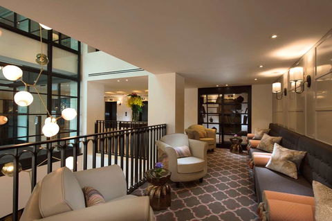 Mayfair Hotel - Getaway Accommodation 2